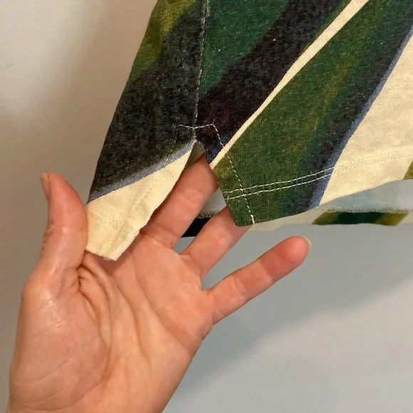 Abstract Multicolor Women's Top - Picture 6 of 11